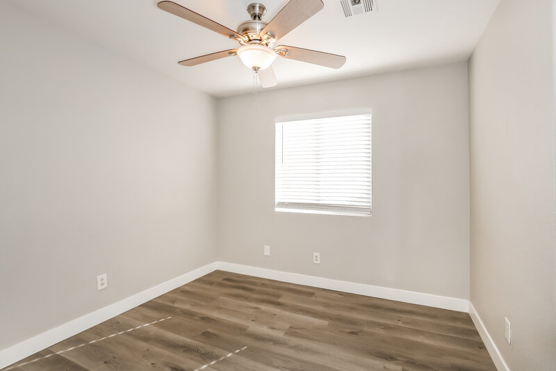 1,790/Mo, 5119 Keswick Road North Las Vegas, NV 89031 Bedroom View 2