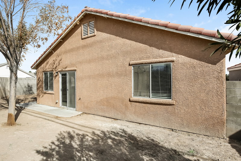 1,790/Mo, 5119 Keswick Road North Las Vegas, NV 89031 Side View