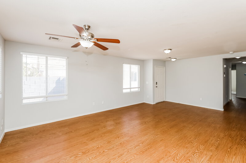1,890/Mo, 5405 Jose Ernesto Street North Las Vegas, NV 89031 Living Room View