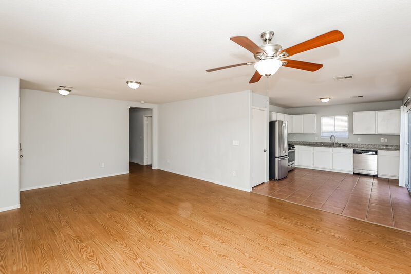 1,890/Mo, 5405 Jose Ernesto Street North Las Vegas, NV 89031 Living Room View 5