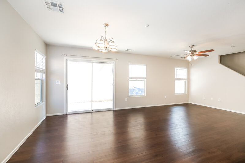 1,860/Mo, 7332 Camden Pine Ave Las Vegas, NV 89129 Dining Room View