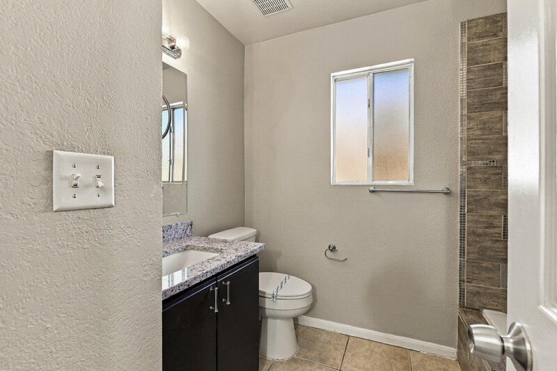 2,105/Mo, 857 Schooner Dr Henderson, NV 89015 Bathroom View