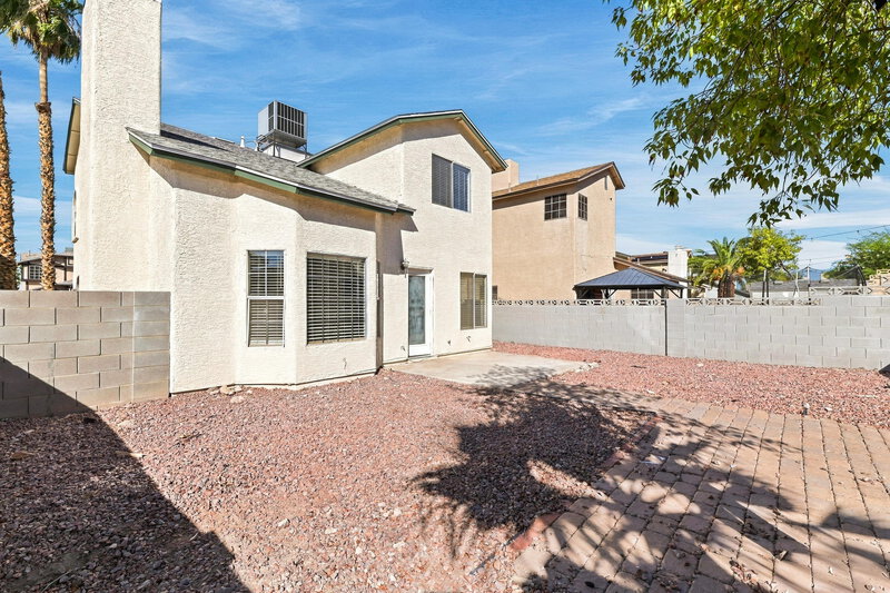 2,105/Mo, 857 Schooner Dr Henderson, NV 89015 Rear View