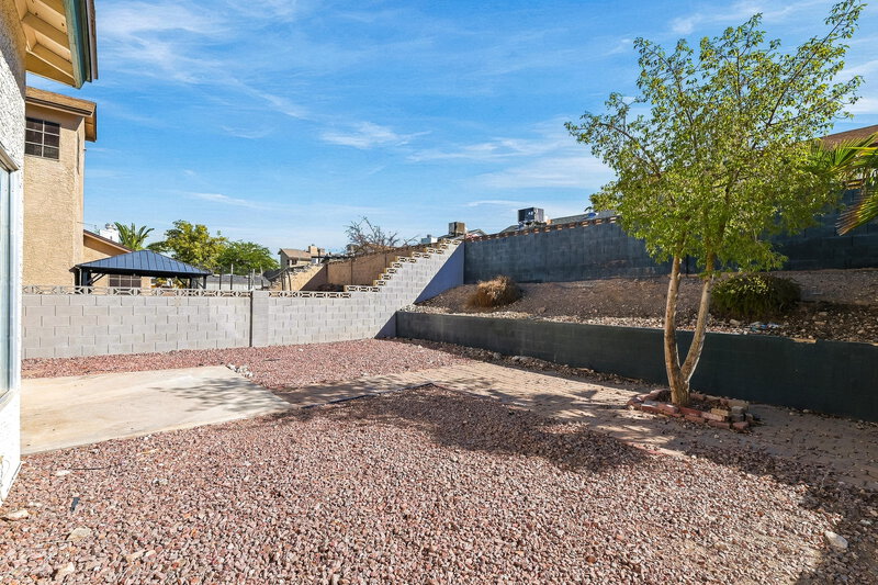 2,105/Mo, 857 Schooner Dr Henderson, NV 89015 Backyard View
