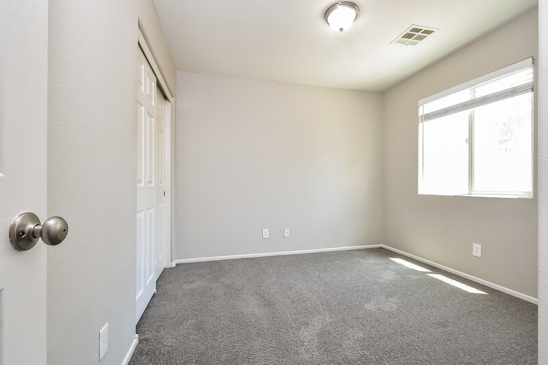 1,945/Mo, 9213 Millikan Ave Las Vegas, NV 89148 Bedroom View 2