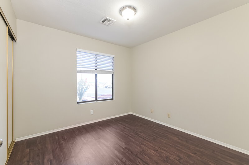 1,860/Mo, 397 Newbury Court Henderson, NV 89015 Bedroom View