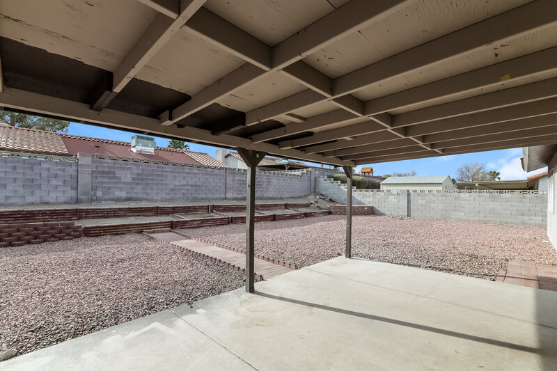 1,860/Mo, 397 Newbury Court Henderson, NV 89015 Covered Patio View