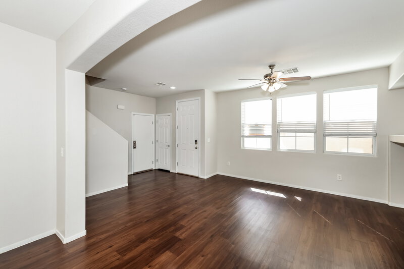 2,350/Mo, 5293 Brazelton Street North Las Vegas, NV 89081 Living Room View 3