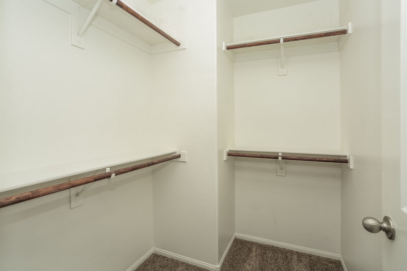 1,915/Mo, 10127 Mayflower Bay Ave Las Vegas, NV 89166 Walk In Closet View