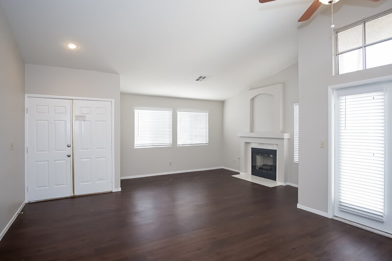 1,975/Mo, 4829 Breezy Day Drive North Las Vegas, NV 89031 Living Room View 2