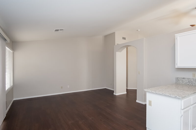 1,975/Mo, 4829 Breezy Day Drive North Las Vegas, NV 89031 Dining Room View