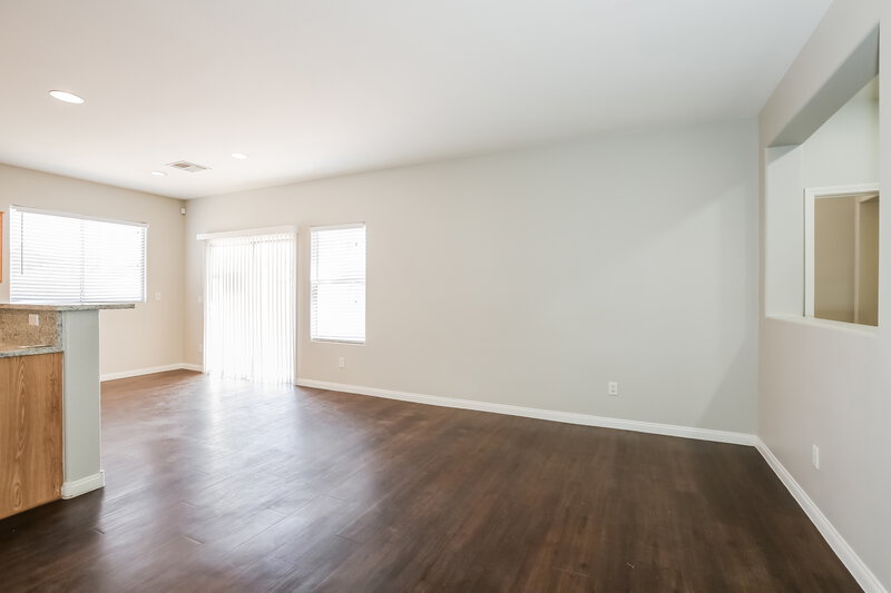 1,945/Mo, 3635 Prairie Orchid Avenue North Las Vegas, NV 89081 Dining Room View