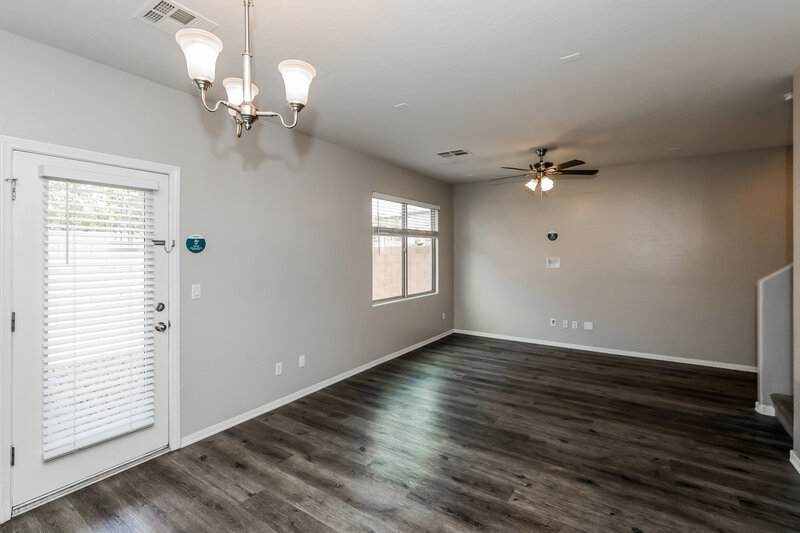 2,095/Mo, 697 Calamus Palm Place Henderson, NV 89011 Dining Room View