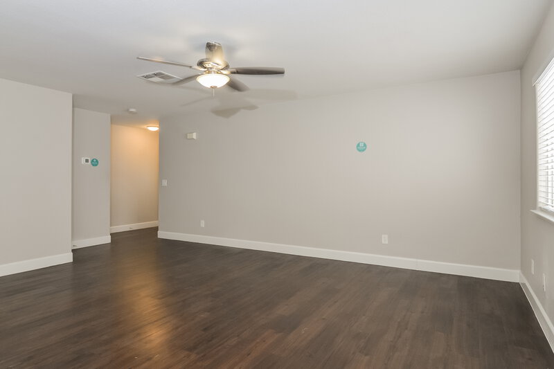 1,965/Mo, 7516 Jockey Avenue Las Vegas, NV 89130 Living Room View 2