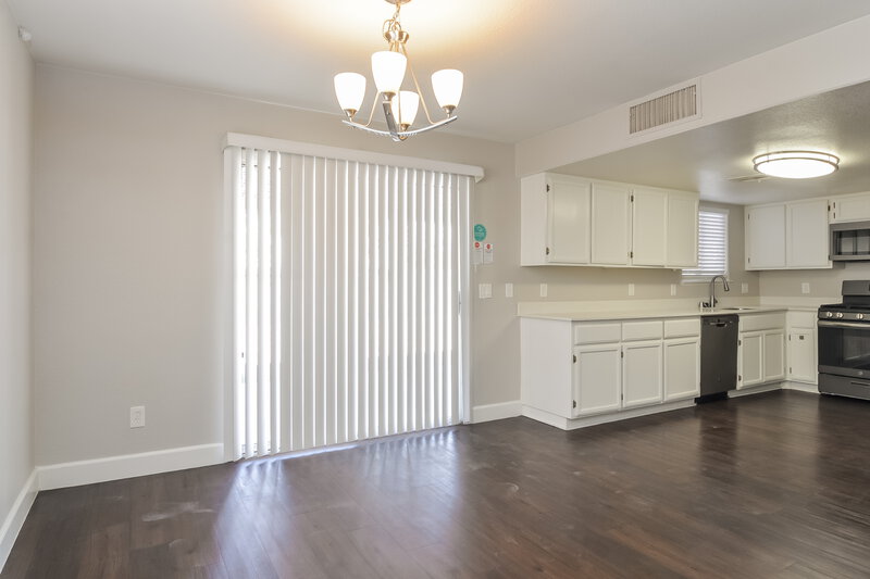 1,965/Mo, 7516 Jockey Avenue Las Vegas, NV 89130 Dining Room View