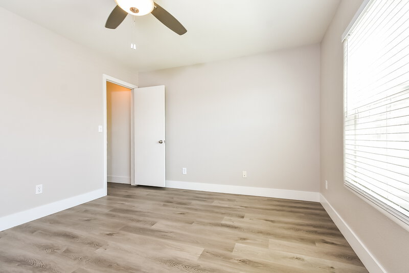 2,065/Mo, 6640 Frances Celia Ave Las Vegas, NV 89122 Misc View 11