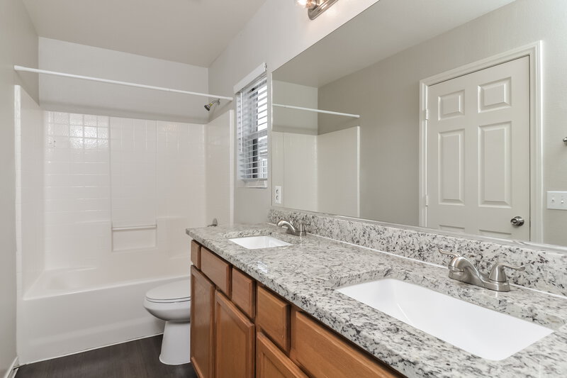 2,005/Mo, 3673 Winter Whitetail Street Las Vegas, NV 89122 Main Bathroom View