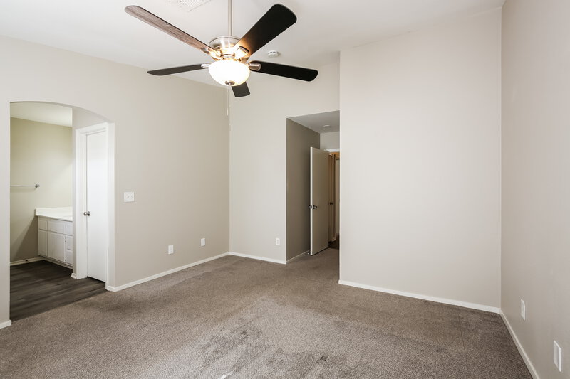 2,215/Mo, 3101 Honeysuckle Ave North Las Vegas, NV 89031 Main Bedroom View
