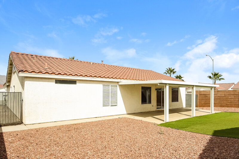 2,215/Mo, 3101 Honeysuckle Ave North Las Vegas, NV 89031 Rear View 2