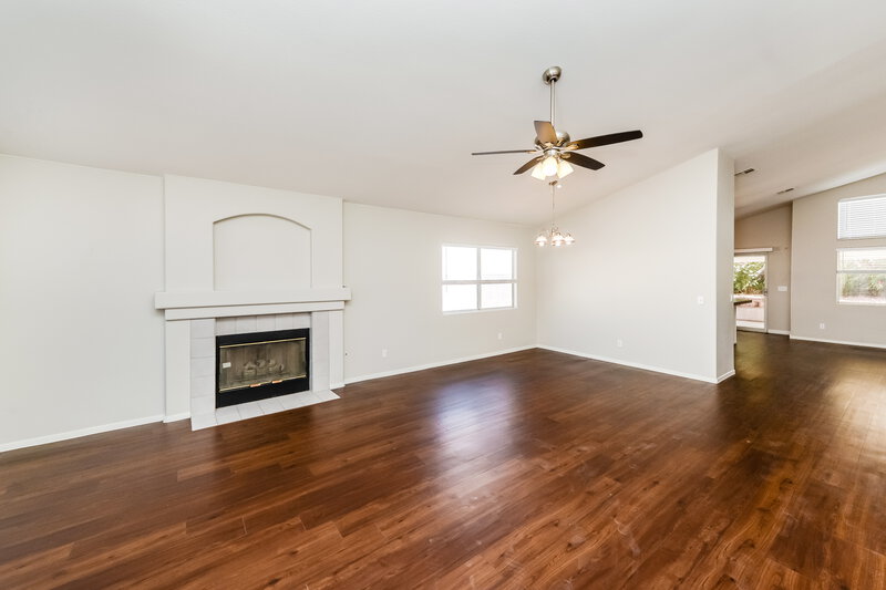 1,995/Mo, 1322 Fiesta Grande Court North Las Vegas, NV 89031 Living Room View
