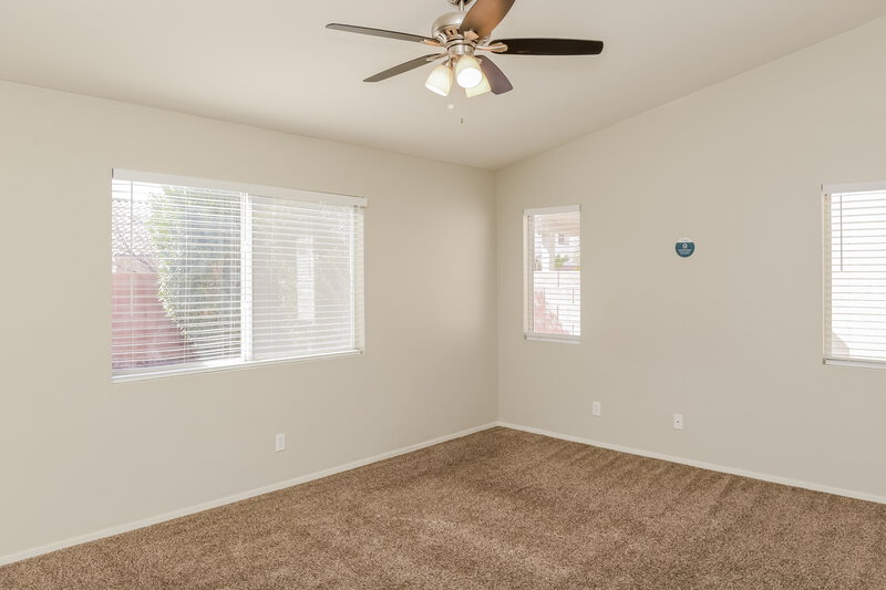 2,190/Mo, 2117 Port Antonio Court North Las Vegas, NV 89031 Main Bedroom View 3