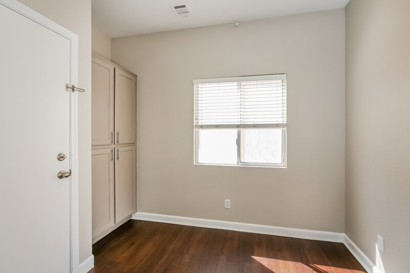 1,915/Mo, 1468 Little Spring Court Las Vegas, NV 89128 Breakfast Nook View