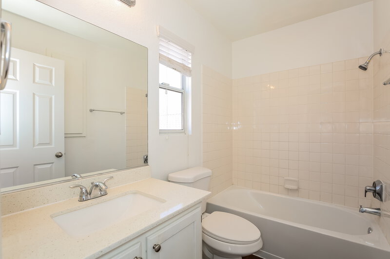 1,915/Mo, 1468 Little Spring Court Las Vegas, NV 89128 Bathroom View