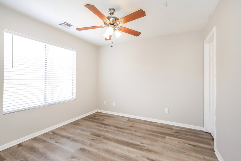 2,195/Mo, 5309 Las Cruces Heights Street North Las Vegas, NV 89081 Bedroom View 2