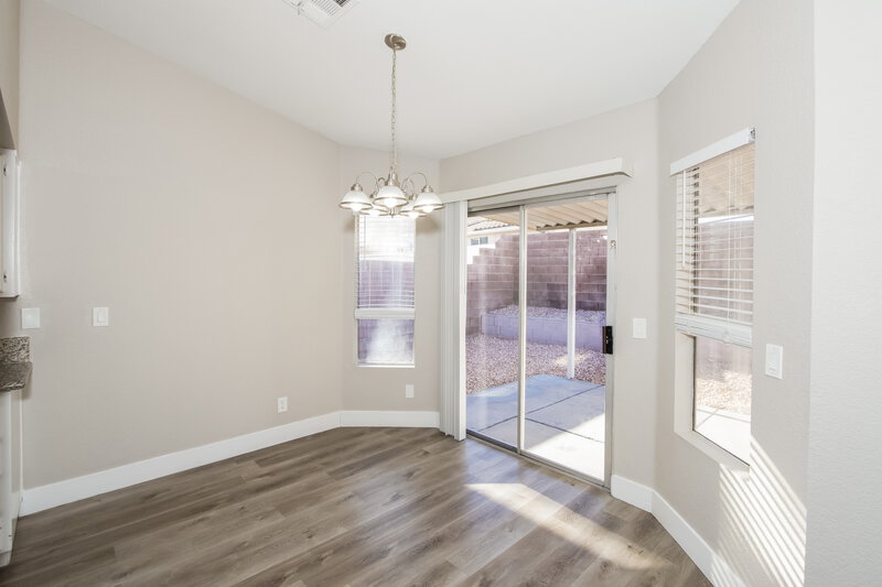 2,005/Mo, 1408 Harmony Hill Dr Henderson, NV 89014 Dining Room View