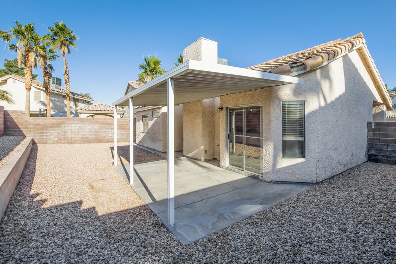 2,005/Mo, 1408 Harmony Hill Dr Henderson, NV 89014 Rear View