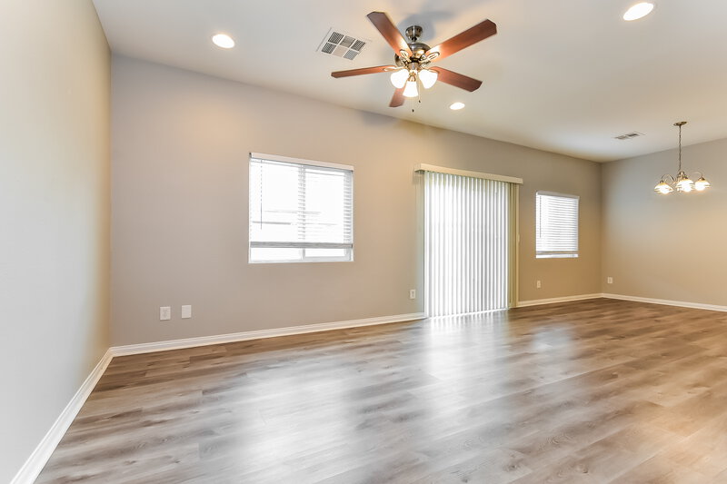 1,895/Mo, 6226 Port Astoria Court Las Vegas, NV 89122 Living Room View