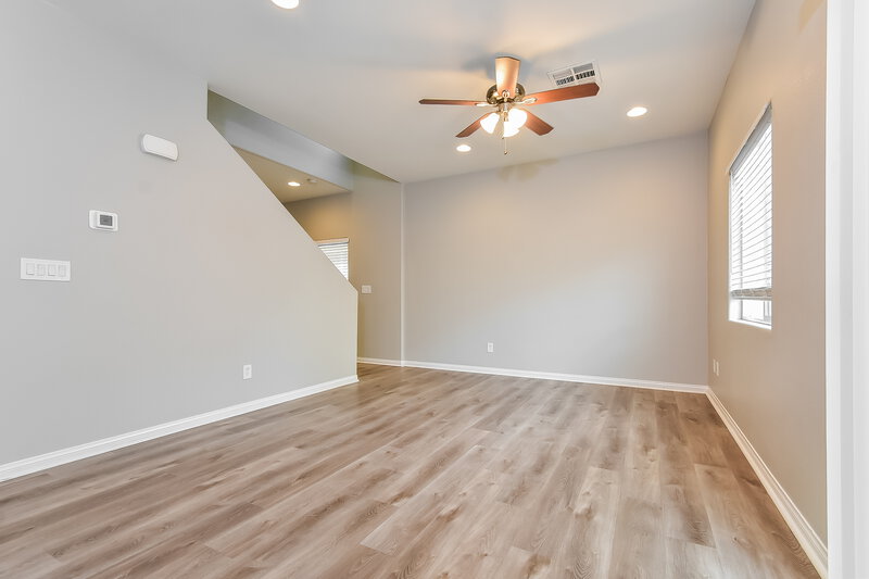 1,895/Mo, 6226 Port Astoria Court Las Vegas, NV 89122 Living Room View 2