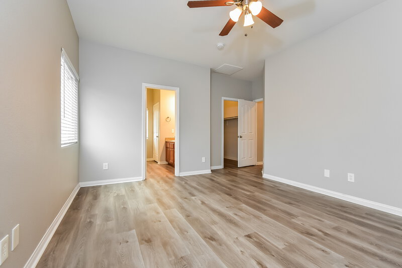 1,895/Mo, 6226 Port Astoria Court Las Vegas, NV 89122 Main Bedroom View