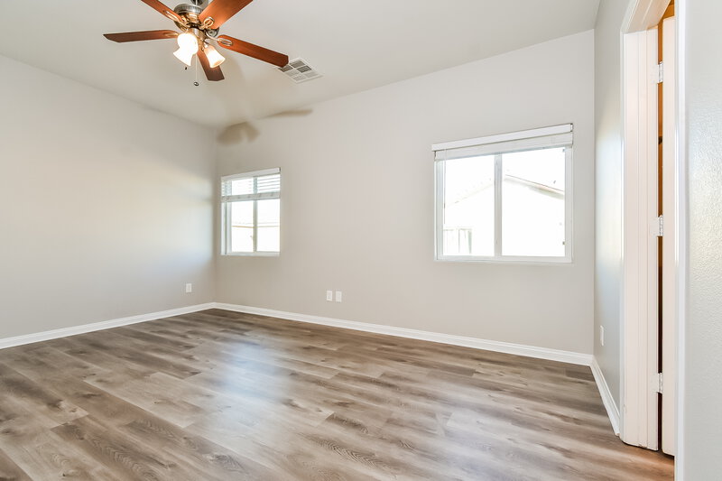 1,895/Mo, 6226 Port Astoria Court Las Vegas, NV 89122 Main Bedroom View 2