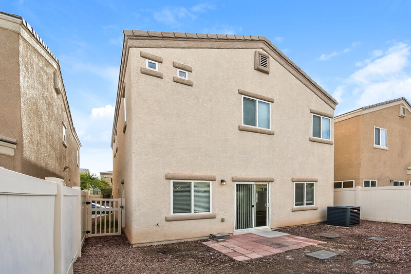 1,895/Mo, 6226 Port Astoria Court Las Vegas, NV 89122 Rear View
