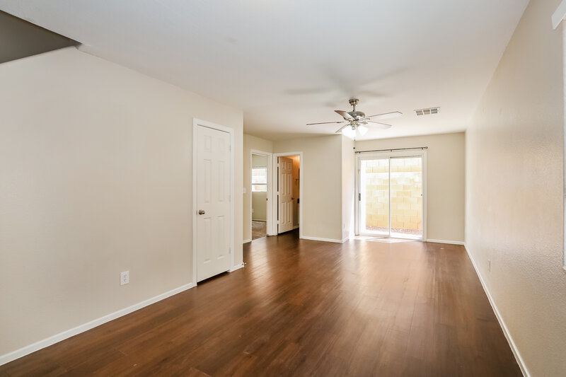 2,220/Mo, 3323 Fico Avenue Las Vegas, NV 89141 Living Room View