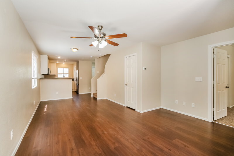 2,220/Mo, 3323 Fico Avenue Las Vegas, NV 89141 Dining Room View