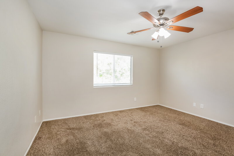 2,220/Mo, 3323 Fico Avenue Las Vegas, NV 89141 Main Bedroom View