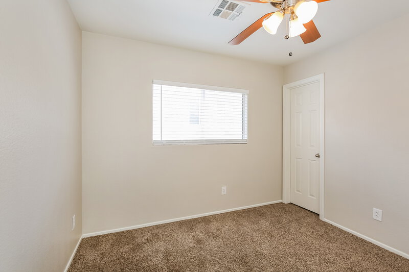 2,220/Mo, 3323 Fico Avenue Las Vegas, NV 89141 Bedroom View 2