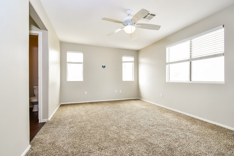 2,860/Mo, 10381 Adrianna Avenue Las Vegas, NV 89129 Main Bedroom View