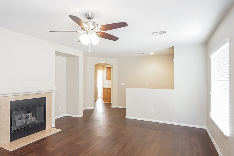 1,790/Mo, 5862 Rainbow Bridge Drive Las Vegas, NV 89142 Living Room View