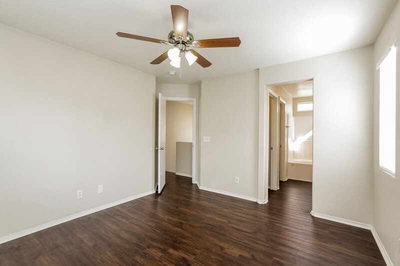 1,695/Mo, 2707 Positive Court North Las Vegas, NV 89031 Main Bedroom View 2