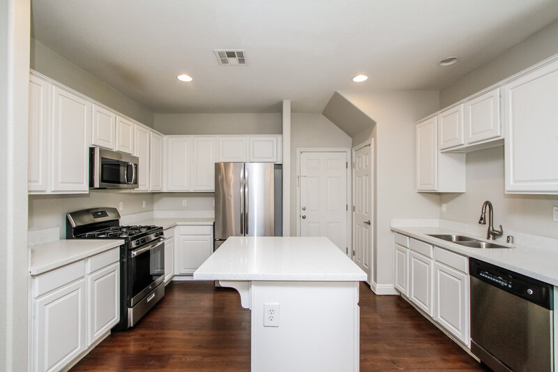 2,230/Mo, 613 Palm Wash Lane Henderson, NV 89011 Kitchen View