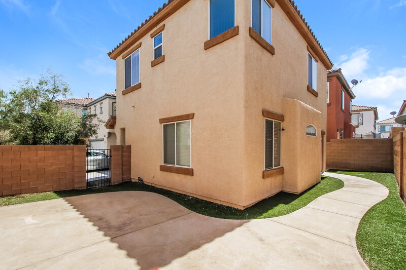 2,230/Mo, 613 Palm Wash Lane Henderson, NV 89011 Rear View
