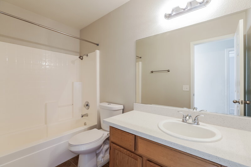 1,790/Mo, 7320 Young Doe Avenue Las Vegas, NV 89130 Bathroom View