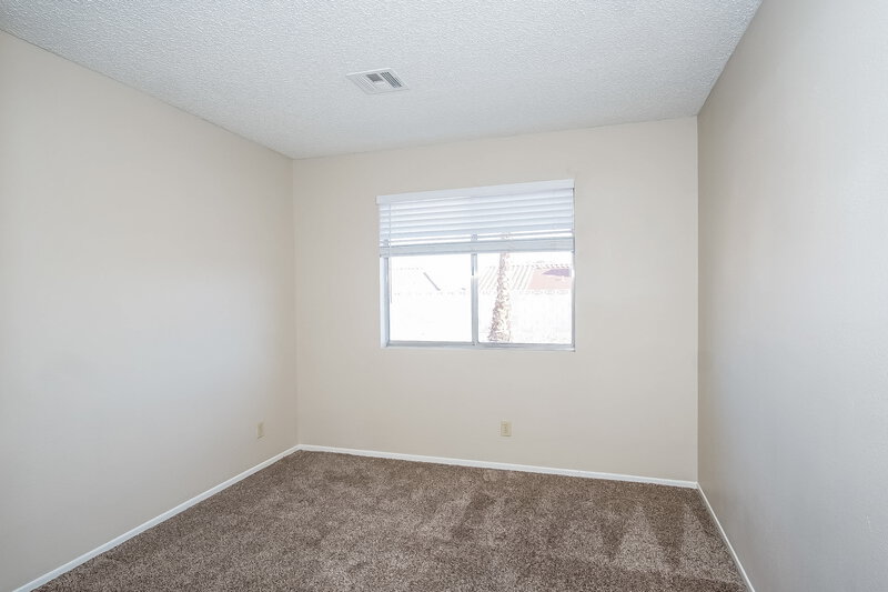 1,960/Mo, 396 Newbury Court Henderson, NV 89015 Bedroom View