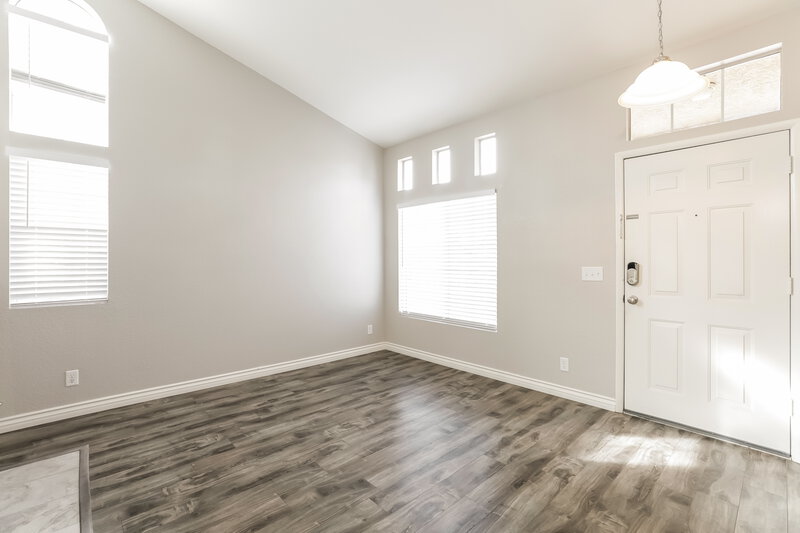 2,190/Mo, 5917 Hornbrook Ct Las Vegas, NV 89130 Living Room View