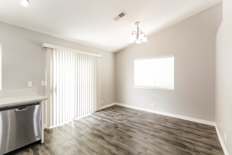 2,190/Mo, 5917 Hornbrook Ct Las Vegas, NV 89130 Dining Room View