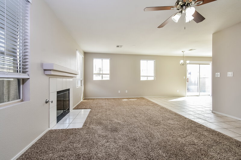 1,980/Mo, 5244 Jose Ernesto Street North Las Vegas, NV 89031 Living Room View