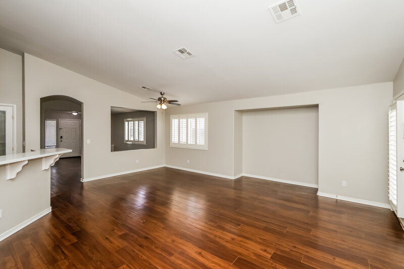 2,055/Mo, 1831 Featherbrook Ave North Las Vegas, NV 89031 Living Room View 4